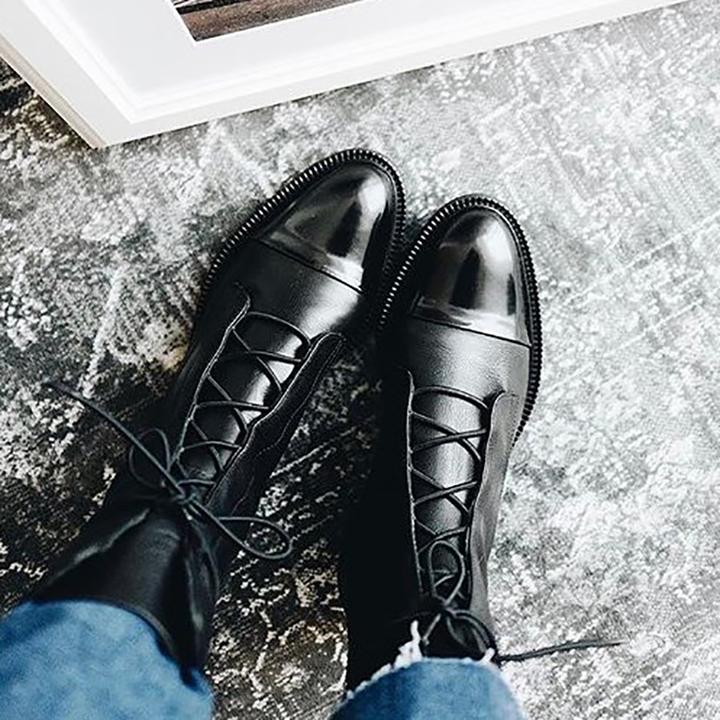 Valéria™ Luxe Lace-Up Boots