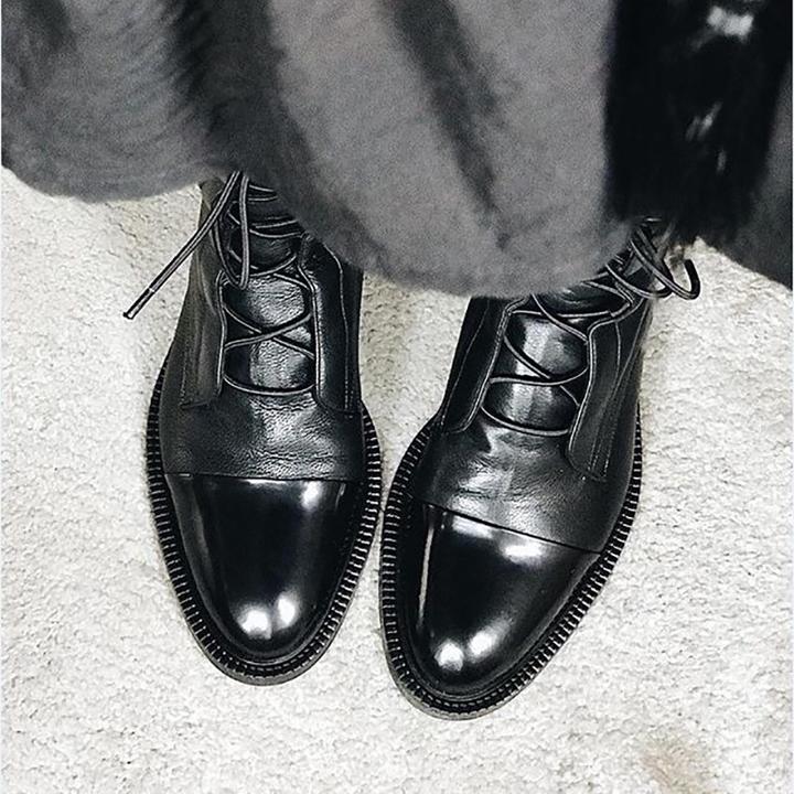 Valéria™ Luxe Lace-Up Boots