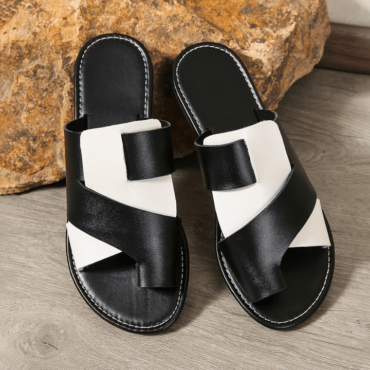 SoleMuse™ Two-Tone Comfort Slides