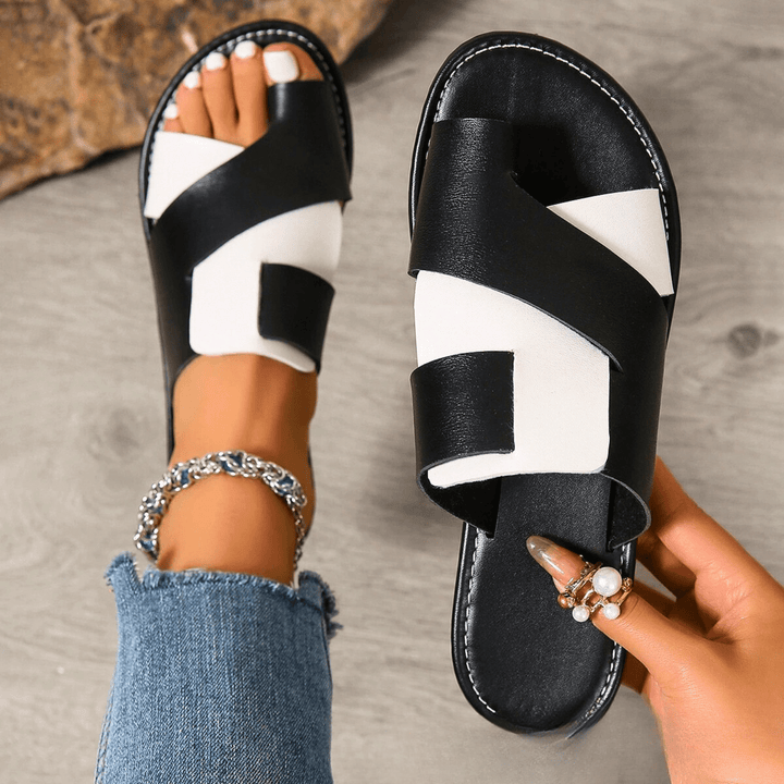 SoleMuse™ Two-Tone Comfort Slides